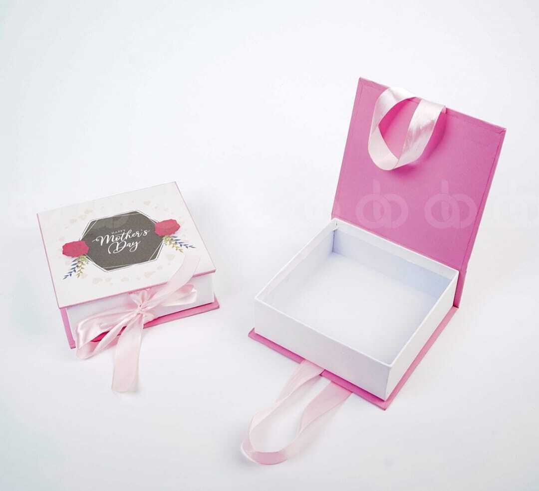 Happy Mother's Day' Luxury Date Gift Box - Sky Blue